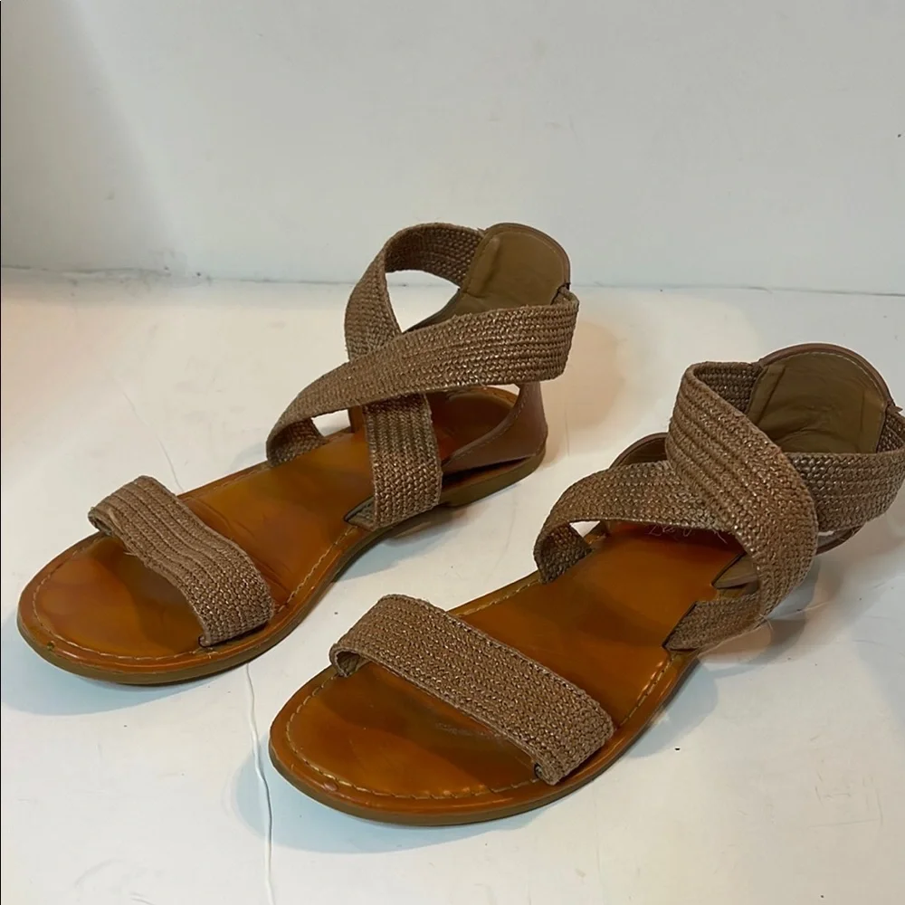 BAMBOO Tan Sandals Minimalist Slip-On Design